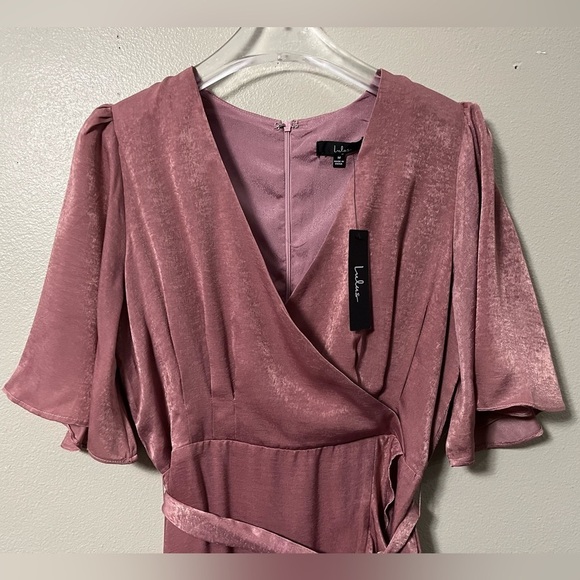 NWT Lulus Wrapped Up In Love Mauve Textured Satin Wrap Midi Dress Womens Size M - Picture 3 of 11